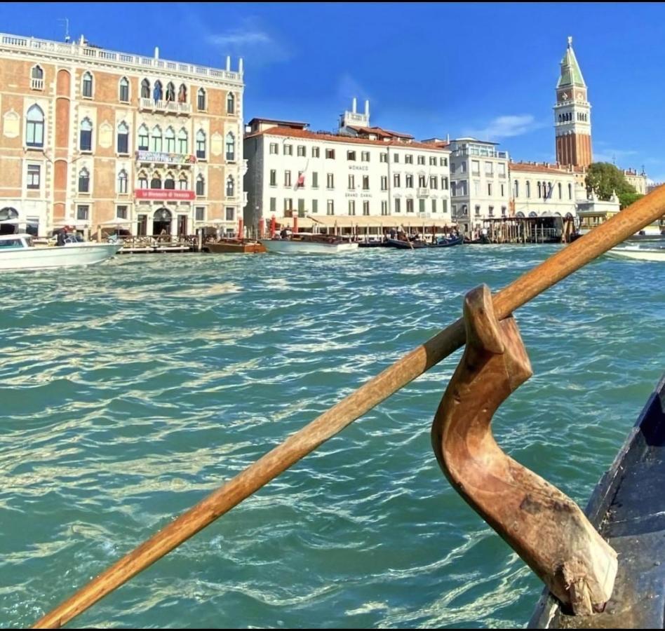 Apt Teatro Venezia Esterno foto
